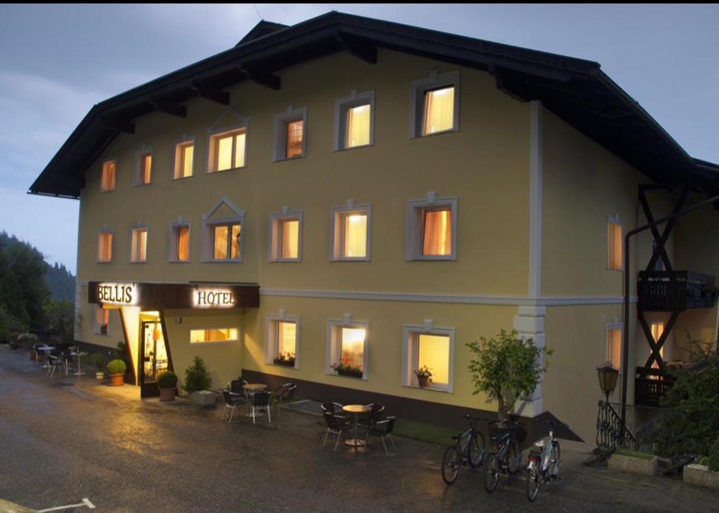 Bellis Hotel Sankt Urban Exteriör bild