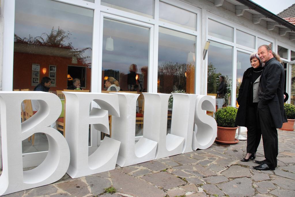 Bellis Hotel Sankt Urban Exteriör bild